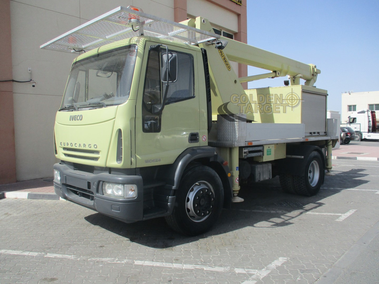 Iveco EURO CARGO 180E28 4x2 PALFINGER P180 Manlift - Automobilová plošina: obrázok 2 Iveco EURO CARGO 180E28 4x2 PALFINGER P180 Manlift - Automobilová plošina: obrázok 2