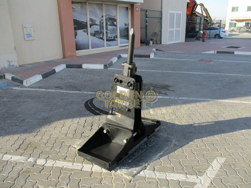 John Deere HB50 - Nakladač: obrázok 1 John Deere HB50 - Nakladač: obrázok 1