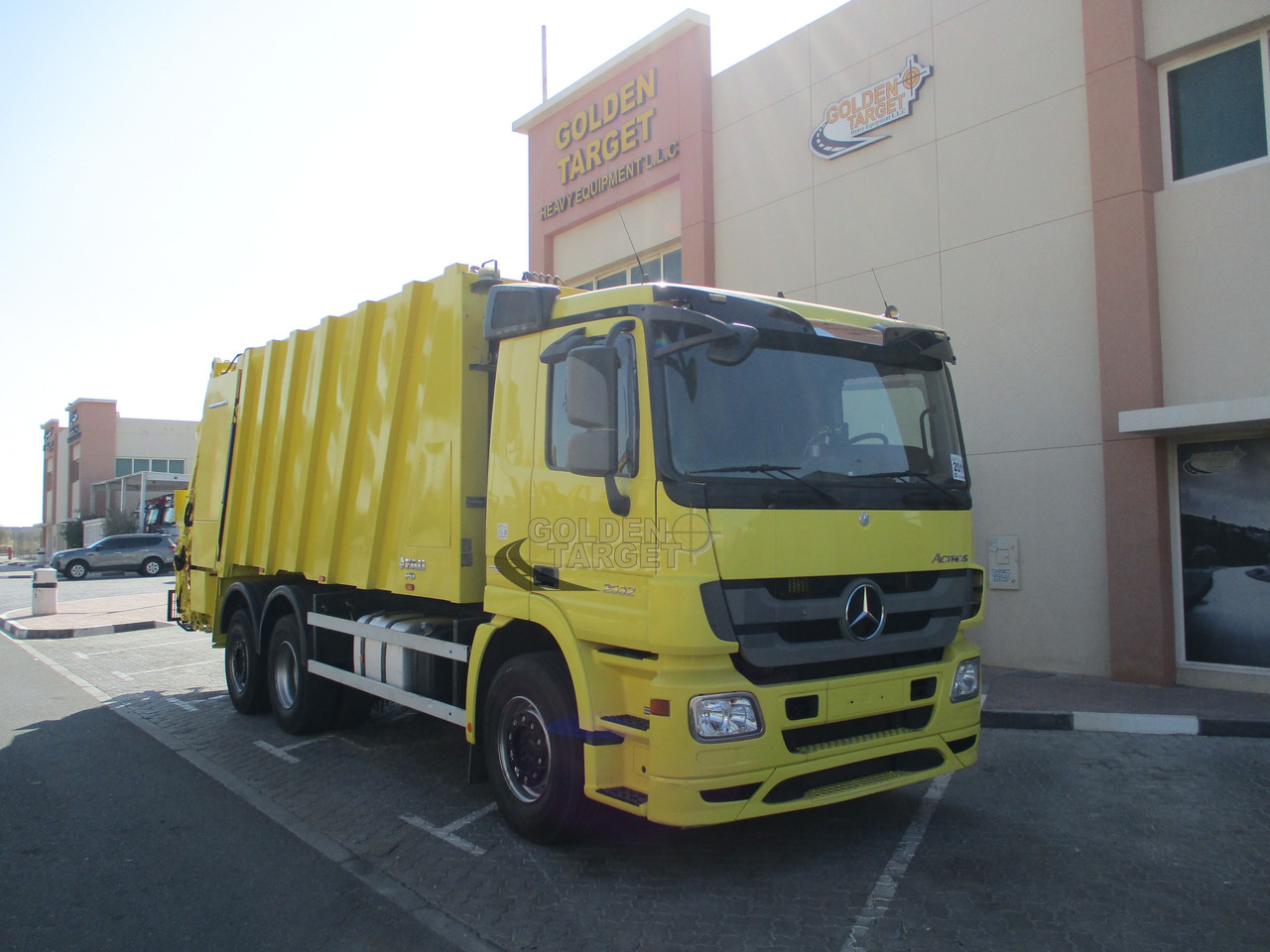 Mercedes Actros 2532 6×2 Garbage Truck - Auto na odvoz odpadu: obrázok 1 Mercedes Actros 2532 6×2 Garbage Truck - Auto na odvoz odpadu: obrázok 1