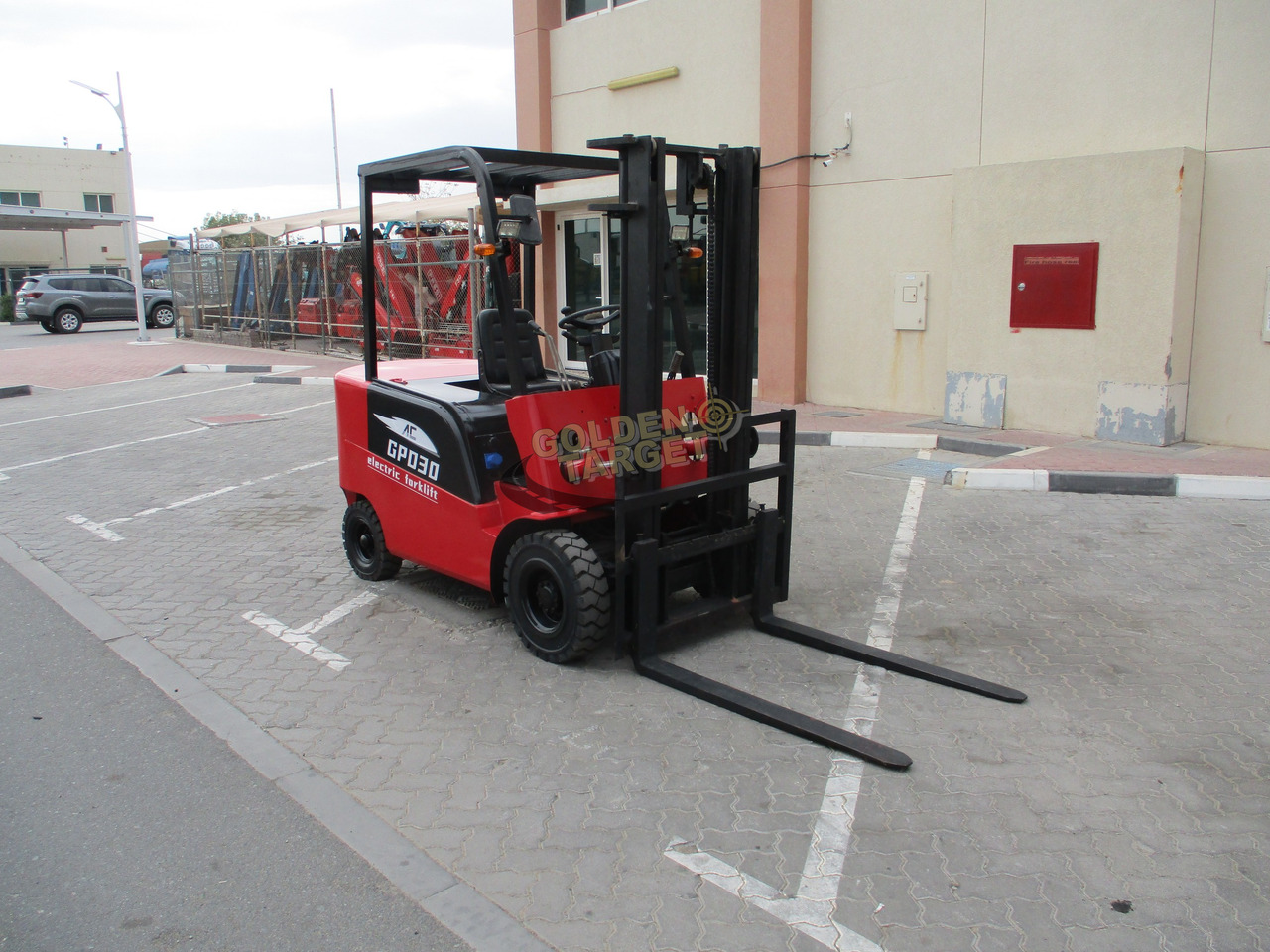 RIPPA GPD30 3 Electric Forklift - Elektrický vysokozdvižný vozík: obrázok 1 RIPPA GPD30 3 Electric Forklift - Elektrický vysokozdvižný vozík: obrázok 1