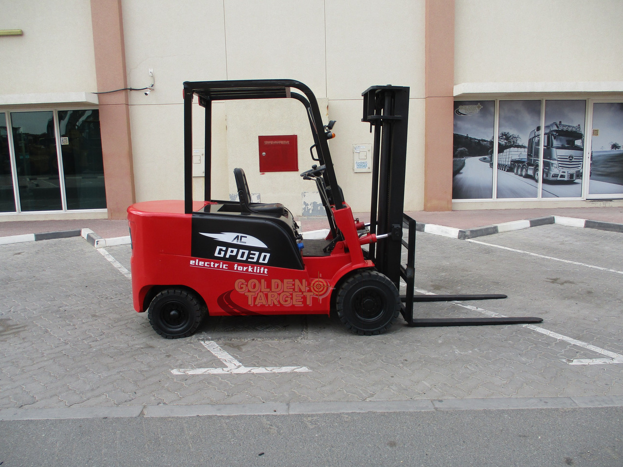 RIPPA GPD30 3 Electric Forklift - Elektrický vysokozdvižný vozík: obrázok 5 RIPPA GPD30 3 Electric Forklift - Elektrický vysokozdvižný vozík: obrázok 5