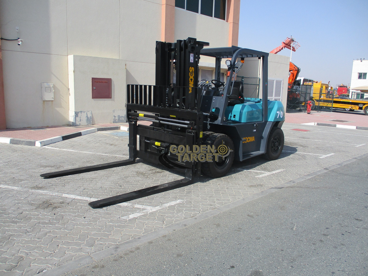 SOCMA HNF-70 Forklift - Dieselový vysokozdvižný vozík: obrázok 2 SOCMA HNF-70 Forklift - Dieselový vysokozdvižný vozík: obrázok 2