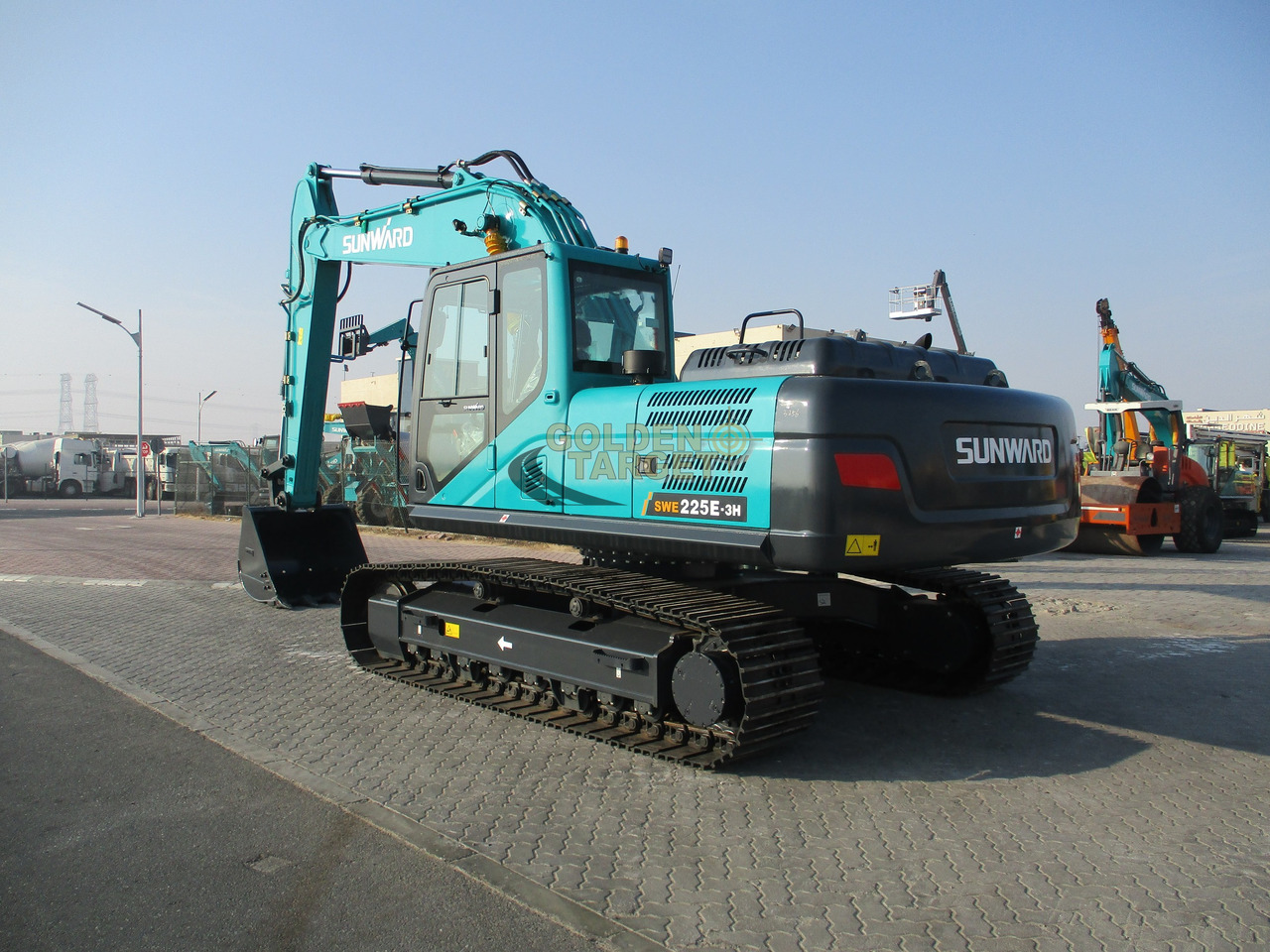 SUNWARD SWE225E-3H Hydraulic Excavator - Pásové rýpadlo: obrázok 4 SUNWARD SWE225E-3H Hydraulic Excavator - Pásové rýpadlo: obrázok 4