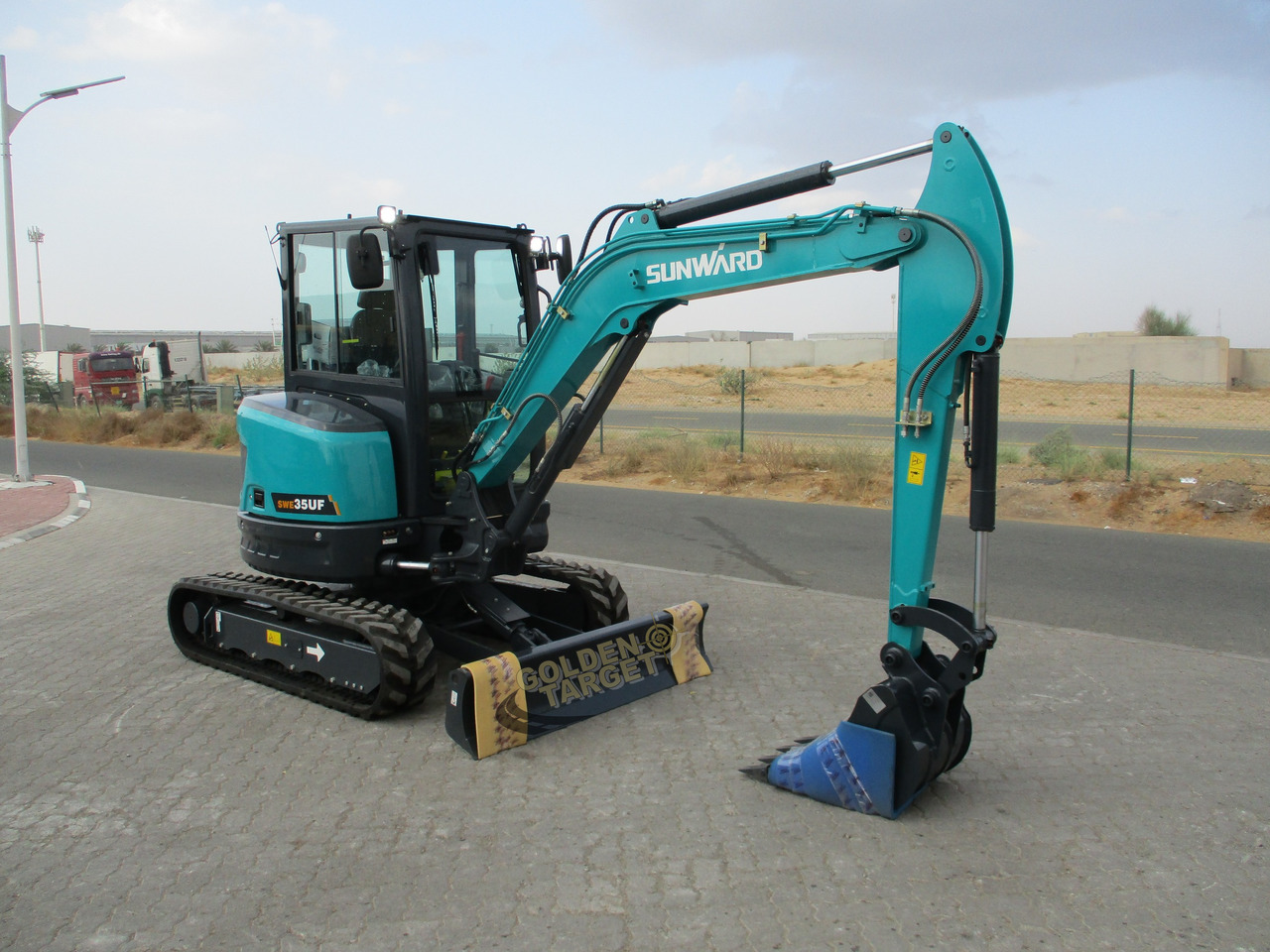 SUNWARD SWE35UF Mini Hydraulic Excavator - Mini rýpadlo: obrázok 1 SUNWARD SWE35UF Mini Hydraulic Excavator - Mini rýpadlo: obrázok 1