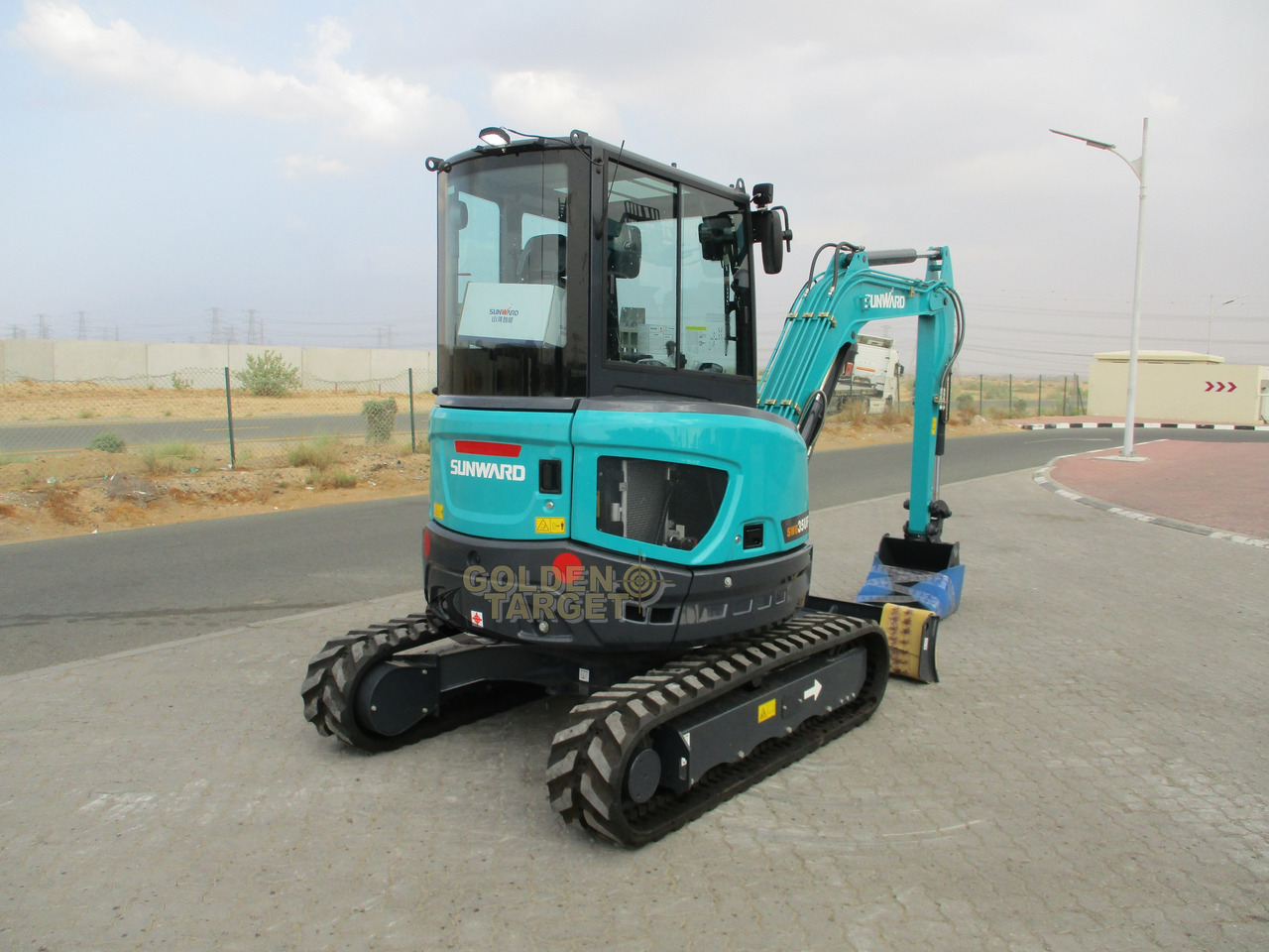 SUNWARD SWE35UF Mini Hydraulic Excavator - Mini rýpadlo: obrázok 3 SUNWARD SWE35UF Mini Hydraulic Excavator - Mini rýpadlo: obrázok 3