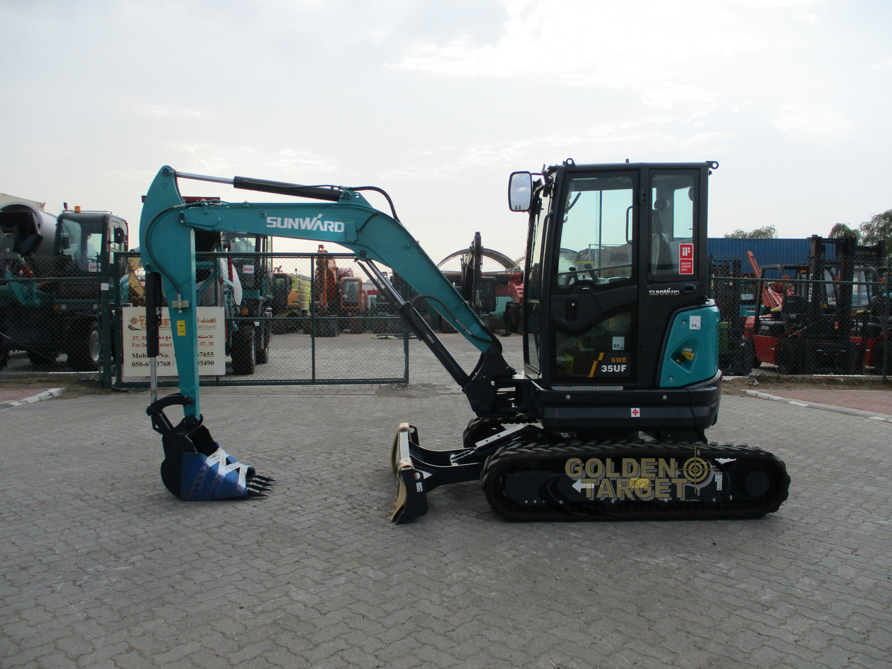 SUNWARD SWE35UF Mini Hydraulic Excavator - Mini rýpadlo: obrázok 5 SUNWARD SWE35UF Mini Hydraulic Excavator - Mini rýpadlo: obrázok 5