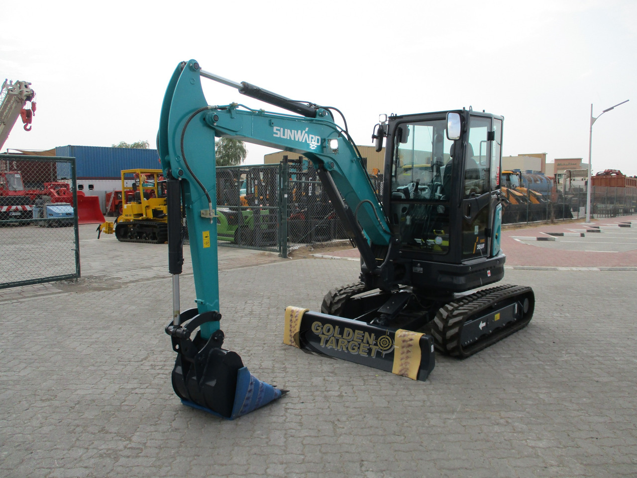 SUNWARD SWE35UF Mini Hydraulic Excavator - Mini rýpadlo: obrázok 2 SUNWARD SWE35UF Mini Hydraulic Excavator - Mini rýpadlo: obrázok 2