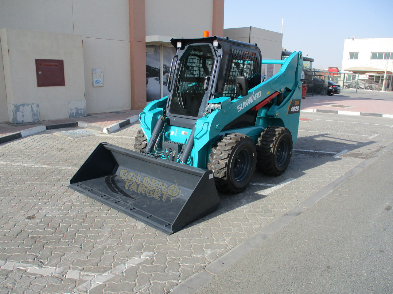 SUNWARD SWL4028 Skid Steer - Šmykom riadený nakladač: obrázok 2 SUNWARD SWL4028 Skid Steer - Šmykom riadený nakladač: obrázok 2