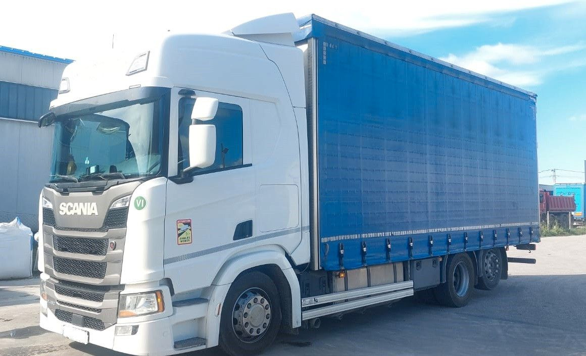 Scania R450 6x2 tandem jumbo - Plachtové nákladné vozidlo: obrázok 2 Scania R450 6x2 tandem jumbo - Plachtové nákladné vozidlo: obrázok 2