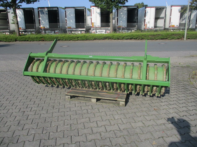 Amazone Trapezringwalze TRW 3000-600-150 - Poľnohospodársky valec: obrázok 4 Amazone Trapezringwalze TRW 3000-600-150 - Poľnohospodársky valec: obrázok 4