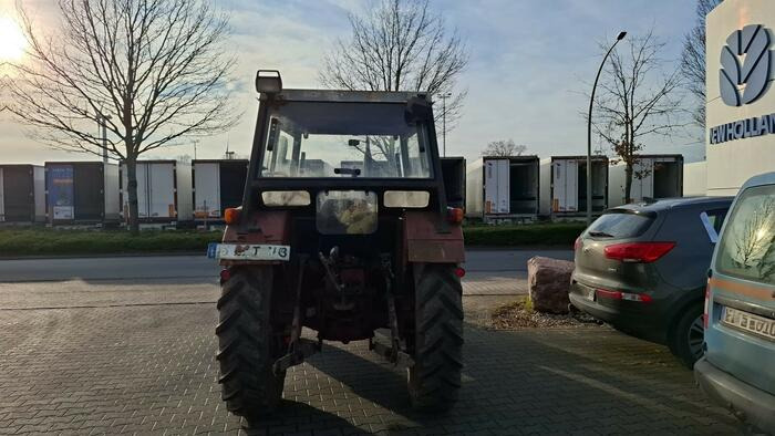 Case IH 633 Frontlader mit Dunggabel und Schaufel - Traktor: obrázok 3 Case IH 633 Frontlader mit Dunggabel und Schaufel - Traktor: obrázok 3