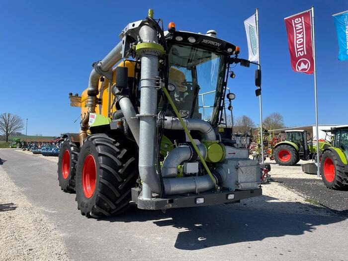 Claas Xerion 4000 - Traktor: obrázok 1 Claas Xerion 4000 - Traktor: obrázok 1
