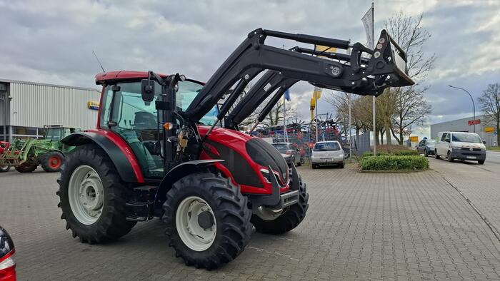 Valtra A 95 - Traktor: obrázok 2 Valtra A 95 - Traktor: obrázok 2