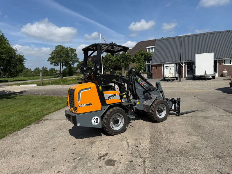 Giant 2300 HD NIEUW Shovel! Giant Kubota - Kolesový nakladač: obrázok 4 Giant 2300 HD NIEUW Shovel! Giant Kubota - Kolesový nakladač: obrázok 4