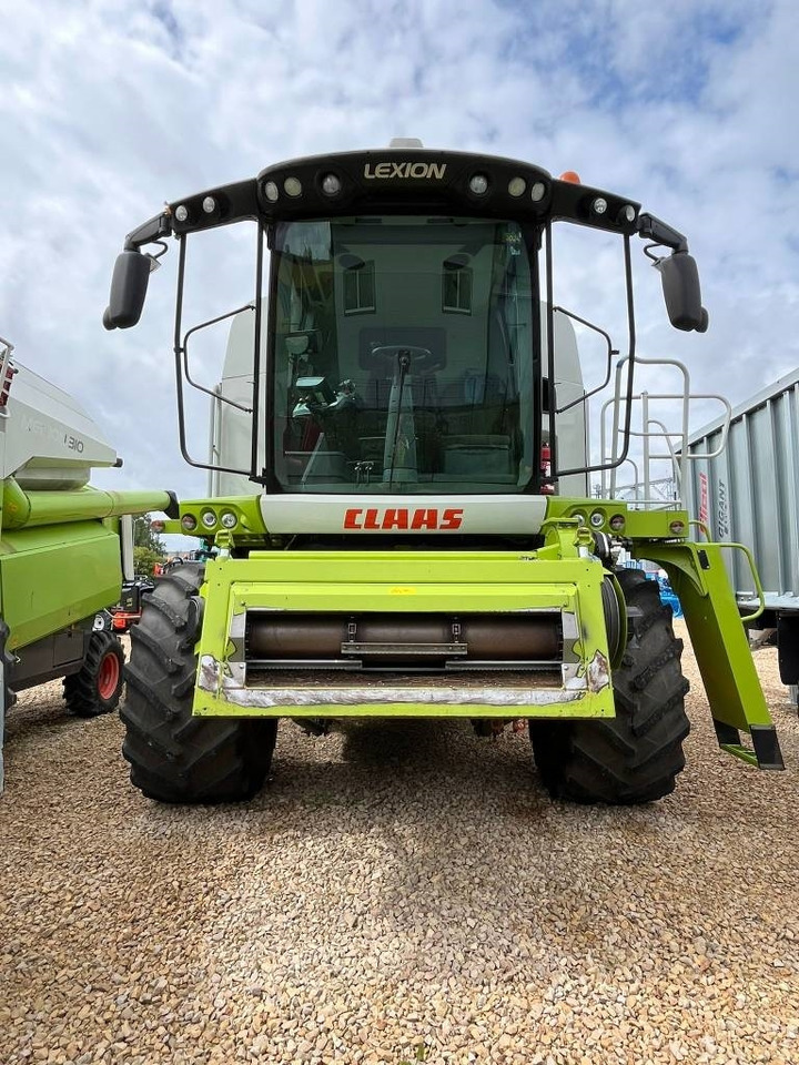 Claas Lexion 650 - Obilný kombajn: obrázok 2 Claas Lexion 650 - Obilný kombajn: obrázok 2
