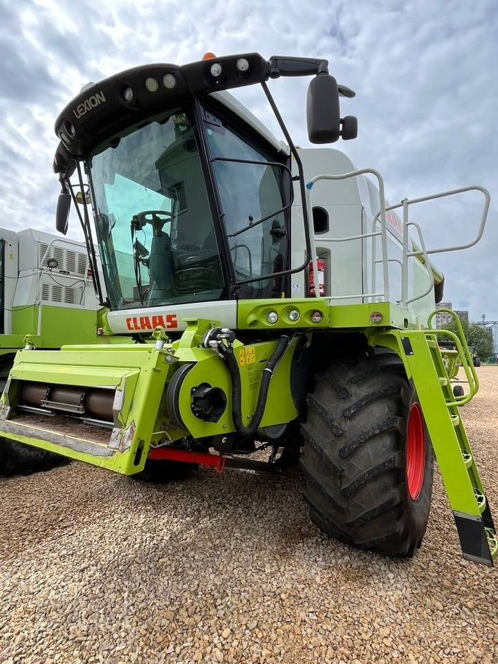 Claas Lexion 650 - Obilný kombajn: obrázok 3 Claas Lexion 650 - Obilný kombajn: obrázok 3