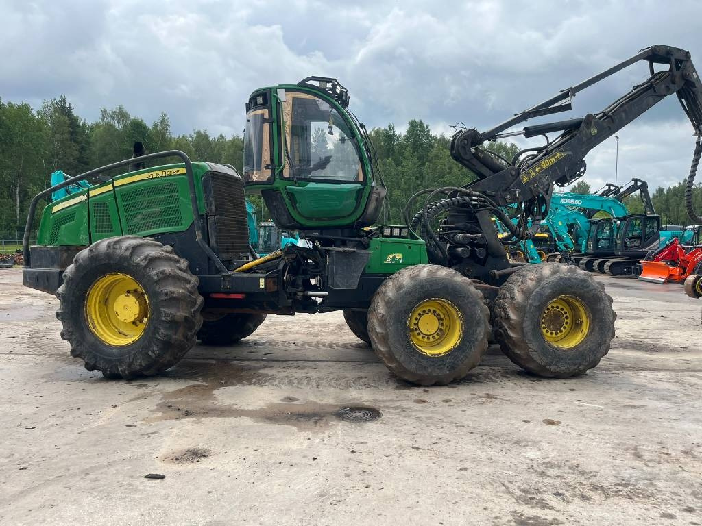 John Deere 1470E - Lesnícky harvestor: obrázok 4 John Deere 1470E - Lesnícky harvestor: obrázok 4