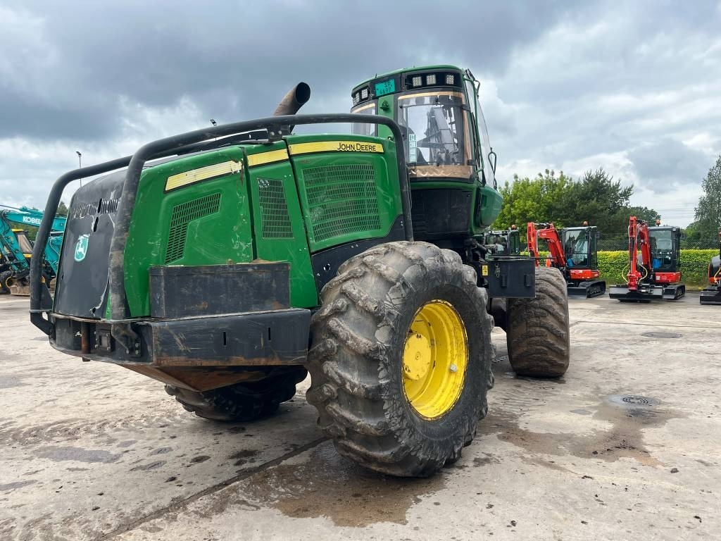 John Deere 1470E - Lesnícky harvestor: obrázok 5 John Deere 1470E - Lesnícky harvestor: obrázok 5