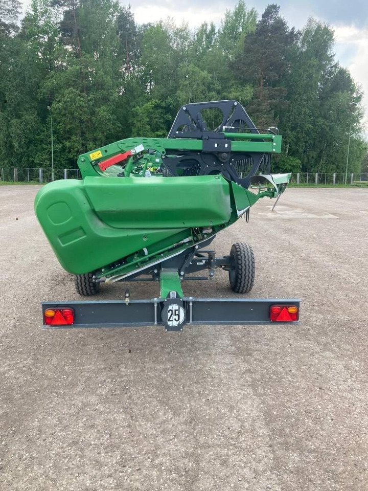 John Deere 640 X - Obilný kombajn: obrázok 4 John Deere 640 X - Obilný kombajn: obrázok 4
