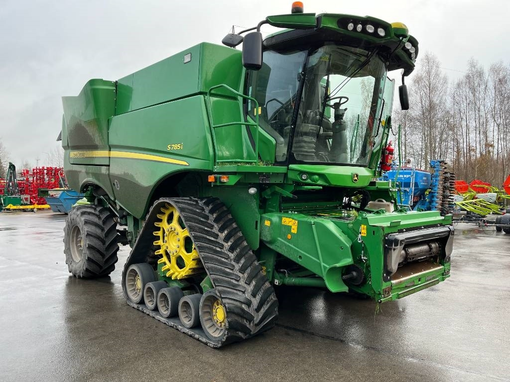 John Deere S 785i - Obilný kombajn: obrázok 1 John Deere S 785i - Obilný kombajn: obrázok 1