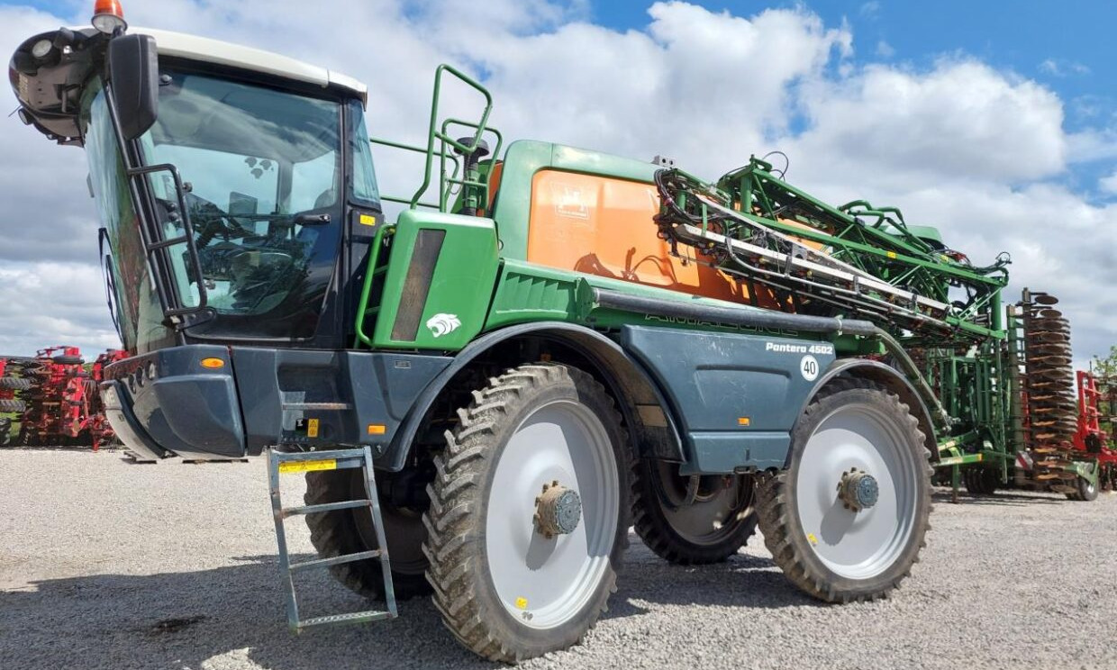 Amazone Pantera 4502 30-24m - Samohybný postrekovač: obrázok 1 Amazone Pantera 4502 30-24m - Samohybný postrekovač: obrázok 1