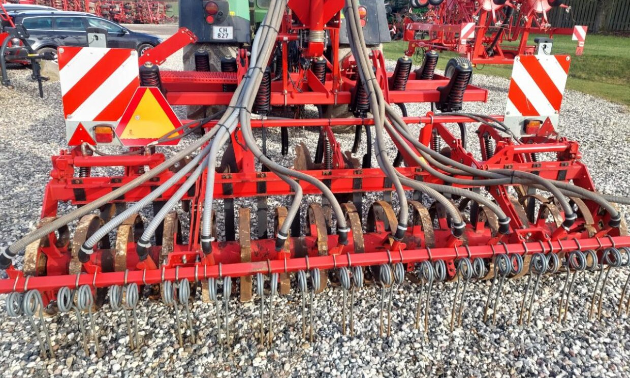 Horsch Terrano 3.5 FX med DuoDrill - Brány: obrázok 5 Horsch Terrano 3.5 FX med DuoDrill - Brány: obrázok 5