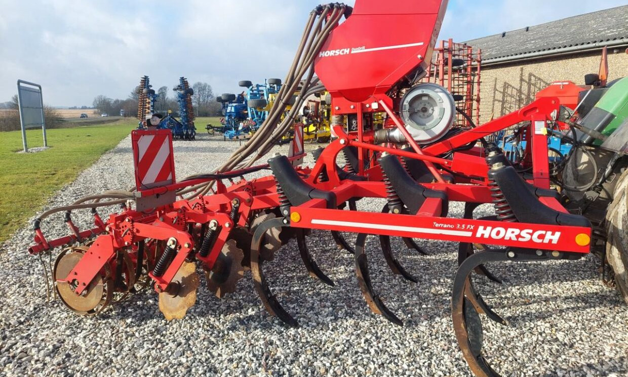 Horsch Terrano 3.5 FX med DuoDrill - Brány: obrázok 2 Horsch Terrano 3.5 FX med DuoDrill - Brány: obrázok 2