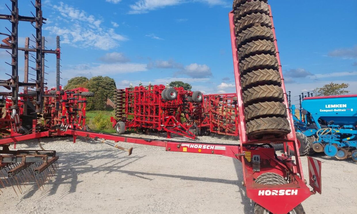 Horsch Terrano 8 FG + Optipack 8 AS - Brány: obrázok 4 Horsch Terrano 8 FG + Optipack 8 AS - Brány: obrázok 4