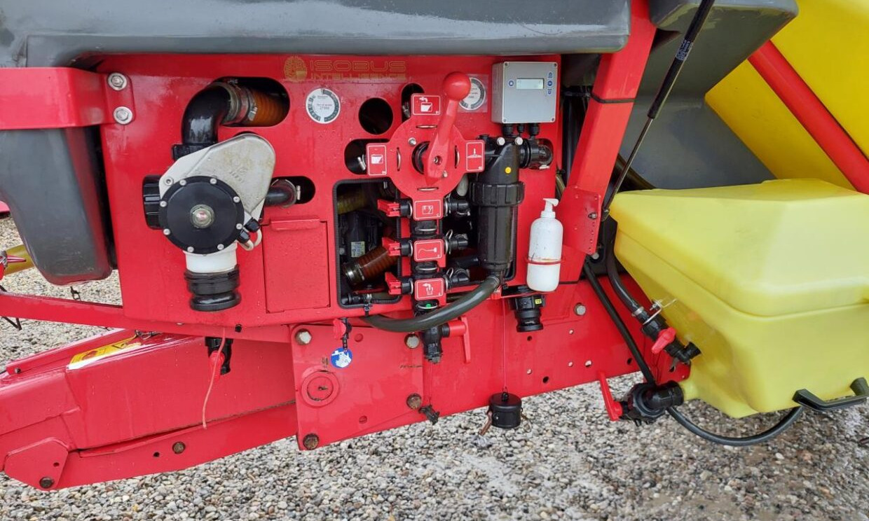 Kverneland iXtrack C60 - 30m med GPS - Ťahaný postrekovač: obrázok 5 Kverneland iXtrack C60 - 30m med GPS - Ťahaný postrekovač: obrázok 5