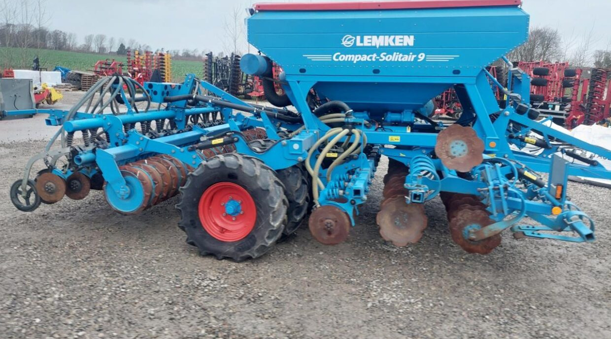 Lemken COMPACT-SOLITAIR 9/400 HD - Univerzálny sejací stroj: obrázok 1 Lemken COMPACT-SOLITAIR 9/400 HD - Univerzálny sejací stroj: obrázok 1