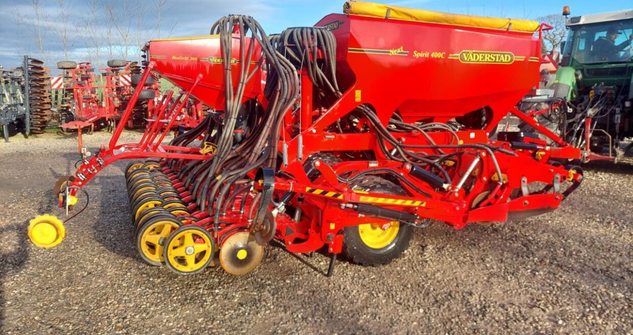 Väderstad Spirit 400 C med BioDrill - Univerzálny sejací stroj: obrázok 1 Väderstad Spirit 400 C med BioDrill - Univerzálny sejací stroj: obrázok 1