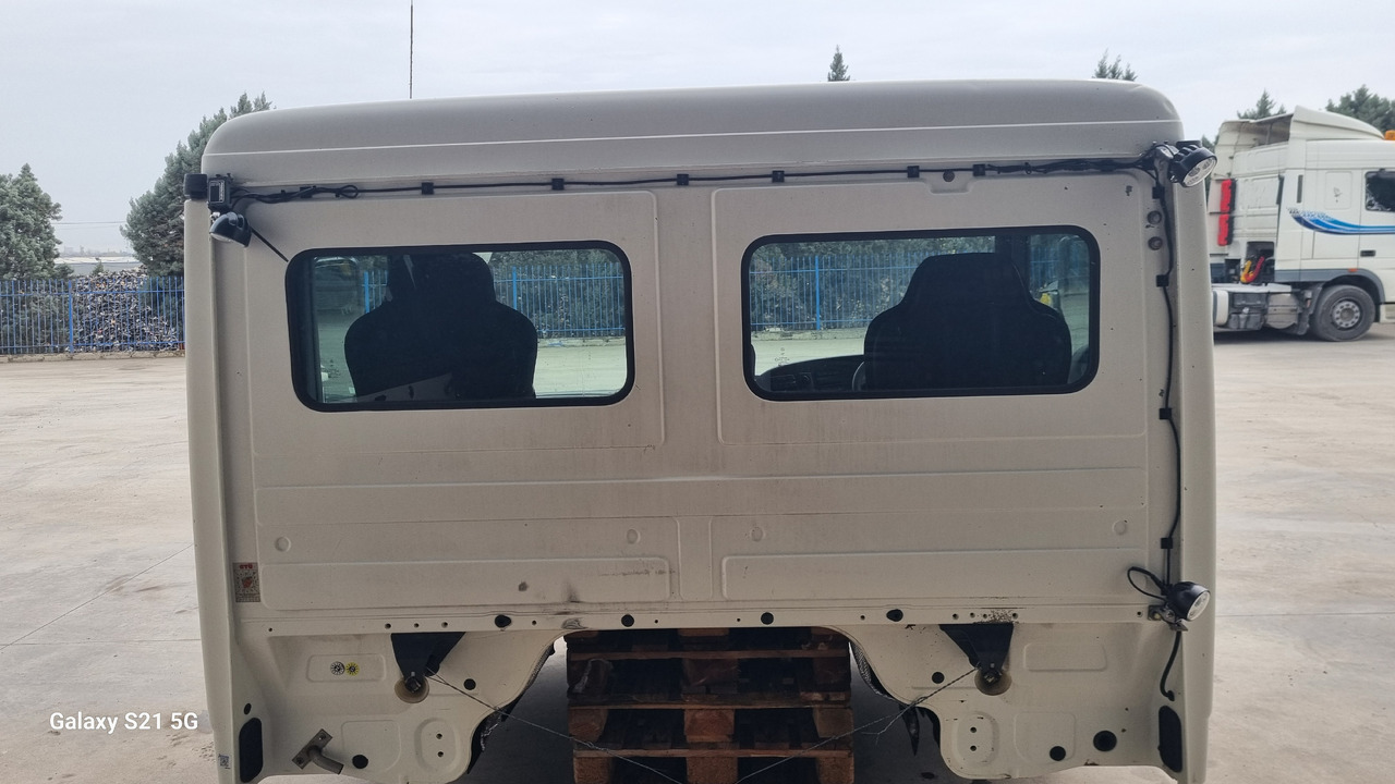 MERCEDES ACTROS  MP3  EURO 5 - Kabína: obrázok 4 MERCEDES ACTROS  MP3  EURO 5 - Kabína: obrázok 4