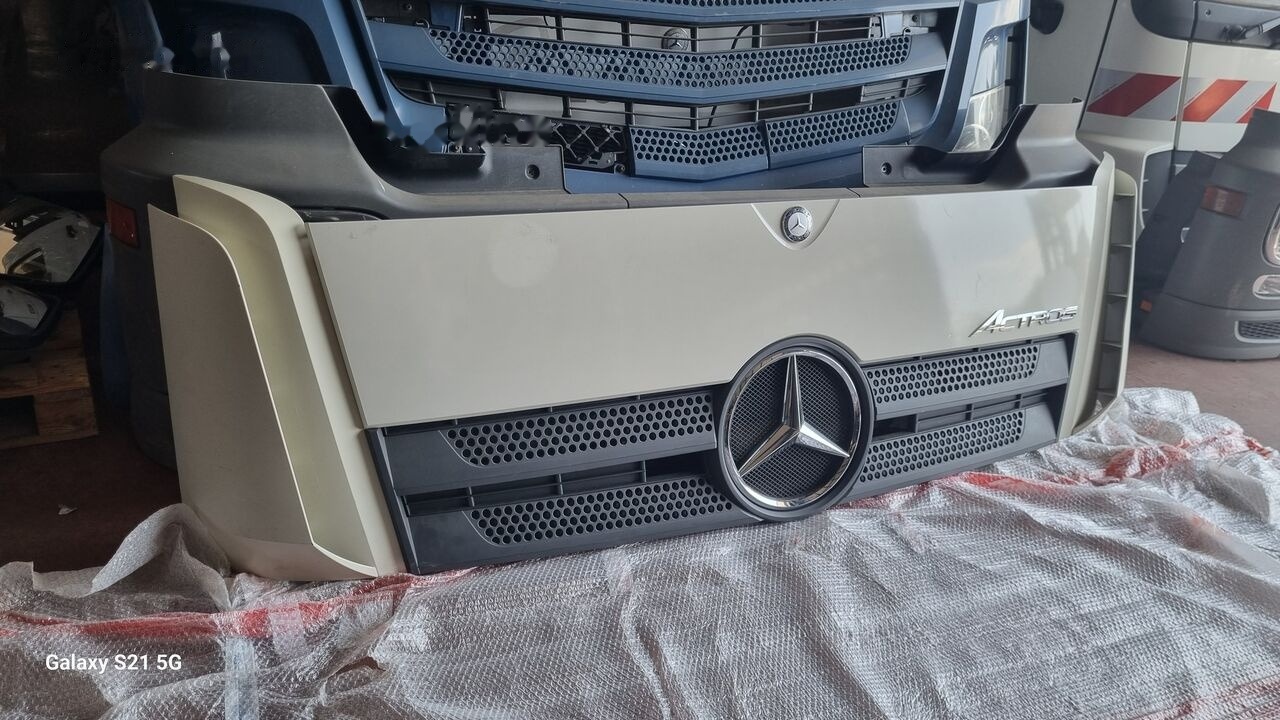 Mercedes-Benz MERCEDES ACTROS MP4 EURO 6 Mercedes-Benz ACTROS MP4 - Kapota pre Nákladné auto: obrázok 3 Mercedes-Benz MERCEDES ACTROS MP4 EURO 6 Mercedes-Benz ACTROS MP4 - Kapota pre Nákladné auto: obrázok 3