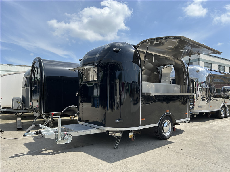 European Food Truck Crepe,Burger,Grilled Sausage,Lángos Food Trailer - Predajná príves: obrázok 2 European Food Truck Crepe,Burger,Grilled Sausage,Lángos Food Trailer - Predajná príves: obrázok 2