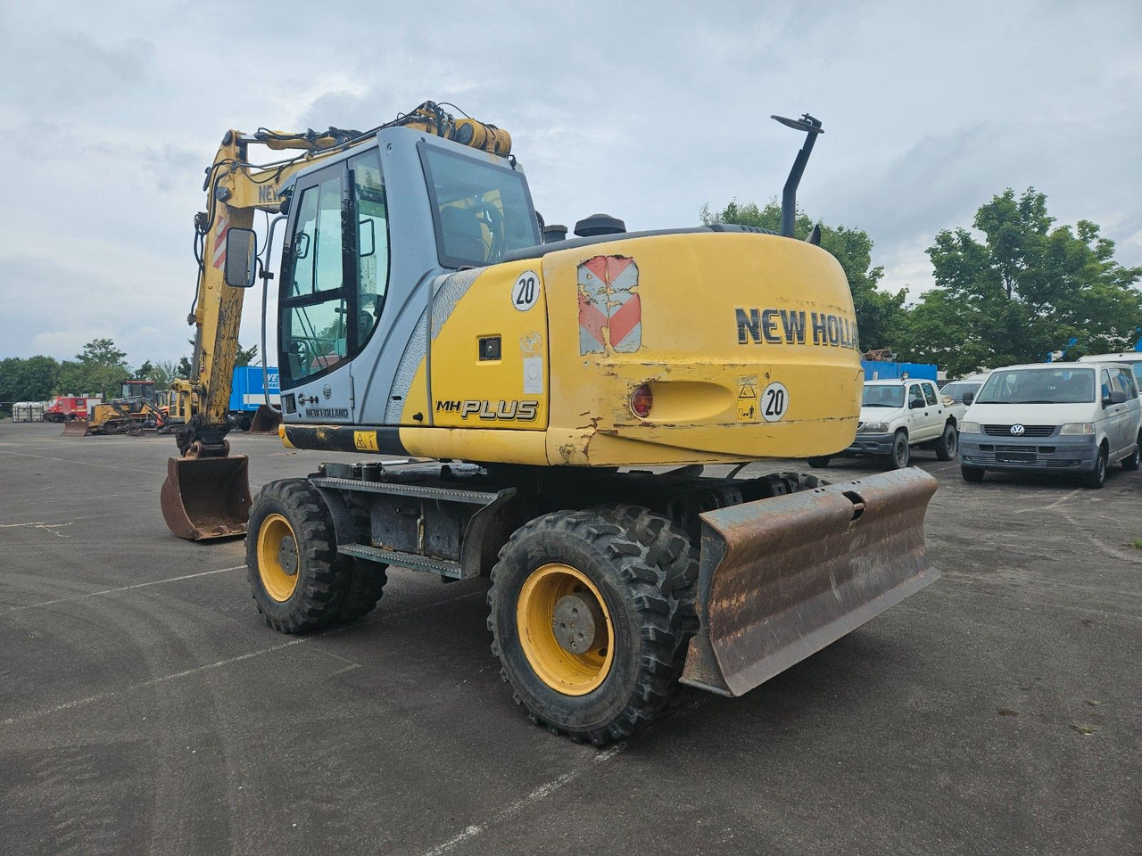 New Holland MH Plus 18t Mobilbagger - Kolesové rýpadlo: obrázok 3 New Holland MH Plus 18t Mobilbagger - Kolesové rýpadlo: obrázok 3