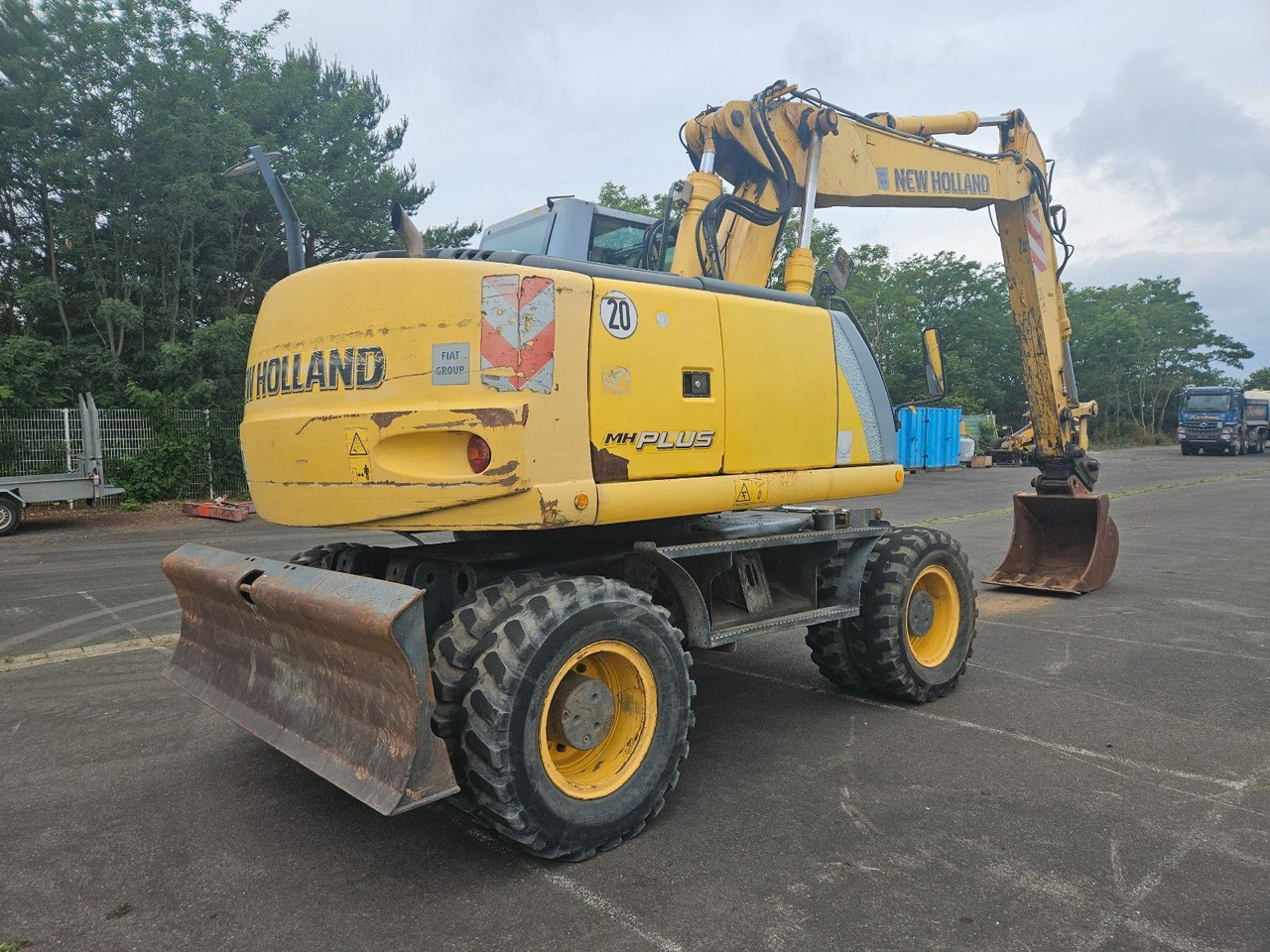 New Holland MH Plus 18t Mobilbagger - Kolesové rýpadlo: obrázok 4 New Holland MH Plus 18t Mobilbagger - Kolesové rýpadlo: obrázok 4
