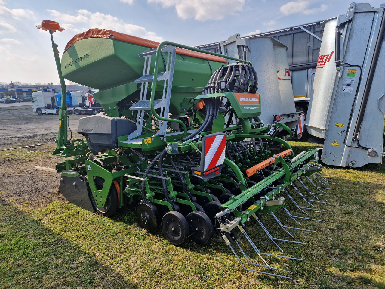 Amazone Centaya 3000 Super Harrow - Modulárny sejací stroj: obrázok 4 Amazone Centaya 3000 Super Harrow - Modulárny sejací stroj: obrázok 4