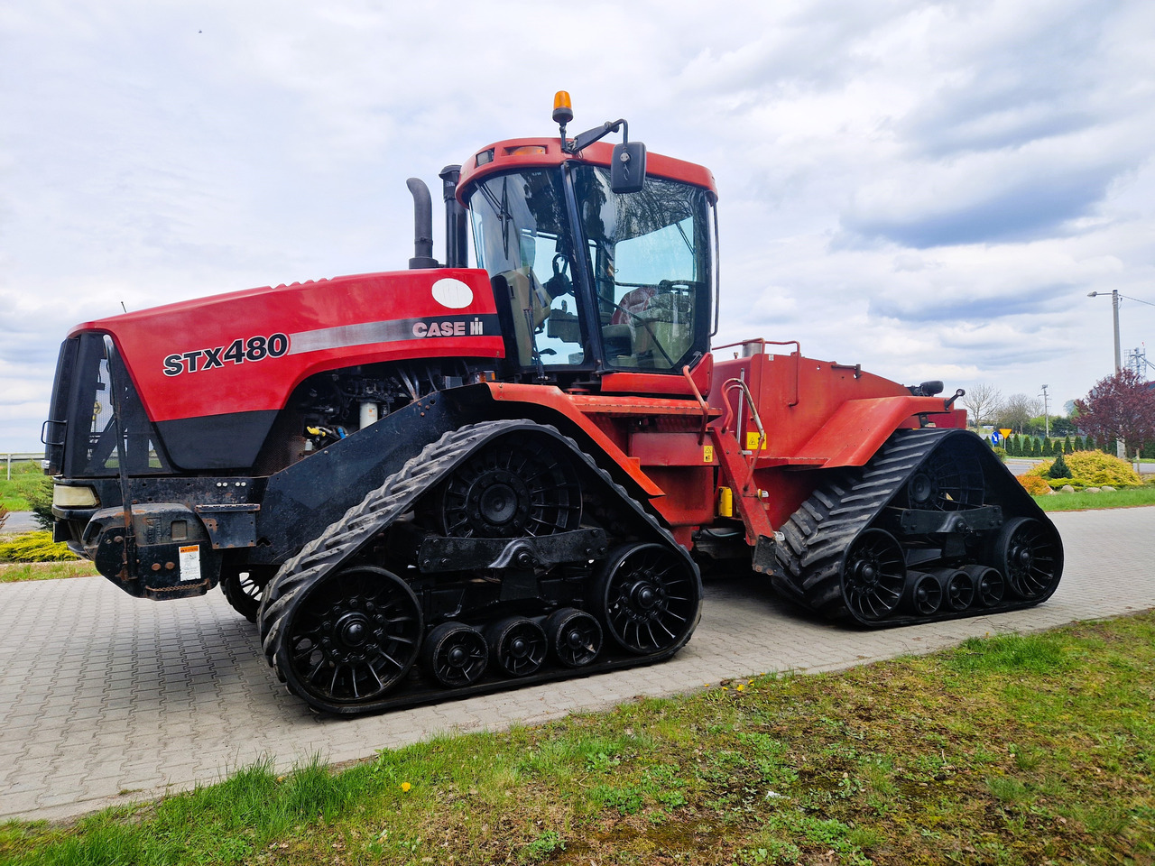 CASE 480 - Pásový traktor: obrázok 5 CASE 480 - Pásový traktor: obrázok 5