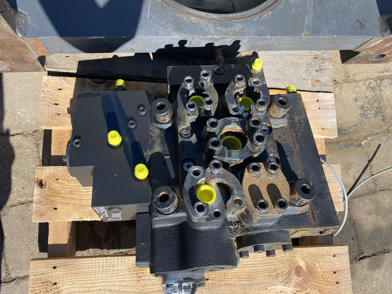 Doosan DL 500 - Hydraulický ventil pre Stavebné stroje: obrázok 3 Doosan DL 500 - Hydraulický ventil pre Stavebné stroje: obrázok 3