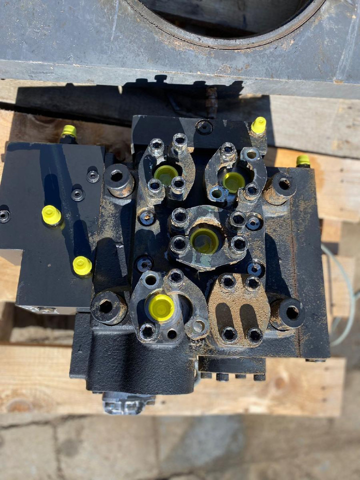 Doosan DL 500 - Hydraulický ventil pre Stavebné stroje: obrázok 4 Doosan DL 500 - Hydraulický ventil pre Stavebné stroje: obrázok 4