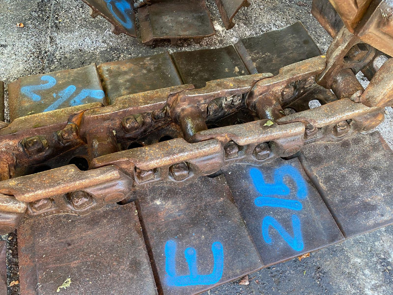 Pásy pre Stavebné stroje Fiat-Kobelco E215: obrázok 7