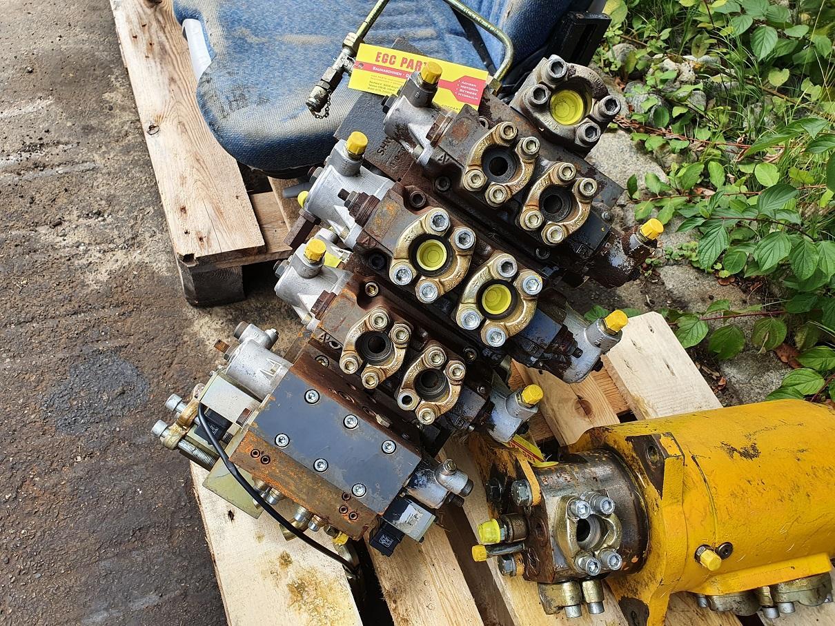 Furukawa 738 LS - Hydraulický ventil pre Stavebné stroje: obrázok 1 Furukawa 738 LS - Hydraulický ventil pre Stavebné stroje: obrázok 1