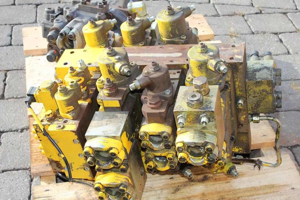 Furukawa W 735 - Hydraulický ventil pre Stavebné stroje: obrázok 1 Furukawa W 735 - Hydraulický ventil pre Stavebné stroje: obrázok 1