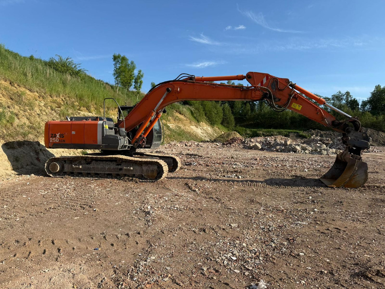 Hitachi ZX 250 LCN -3 - Pásové rýpadlo: obrázok 4 Hitachi ZX 250 LCN -3 - Pásové rýpadlo: obrázok 4