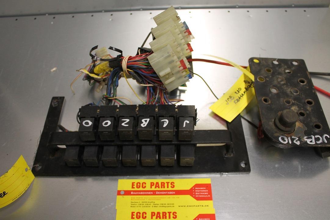 JCB 200, 210 - Palubná doska pre Stavebné stroje: obrázok 4 JCB 200, 210 - Palubná doska pre Stavebné stroje: obrázok 4