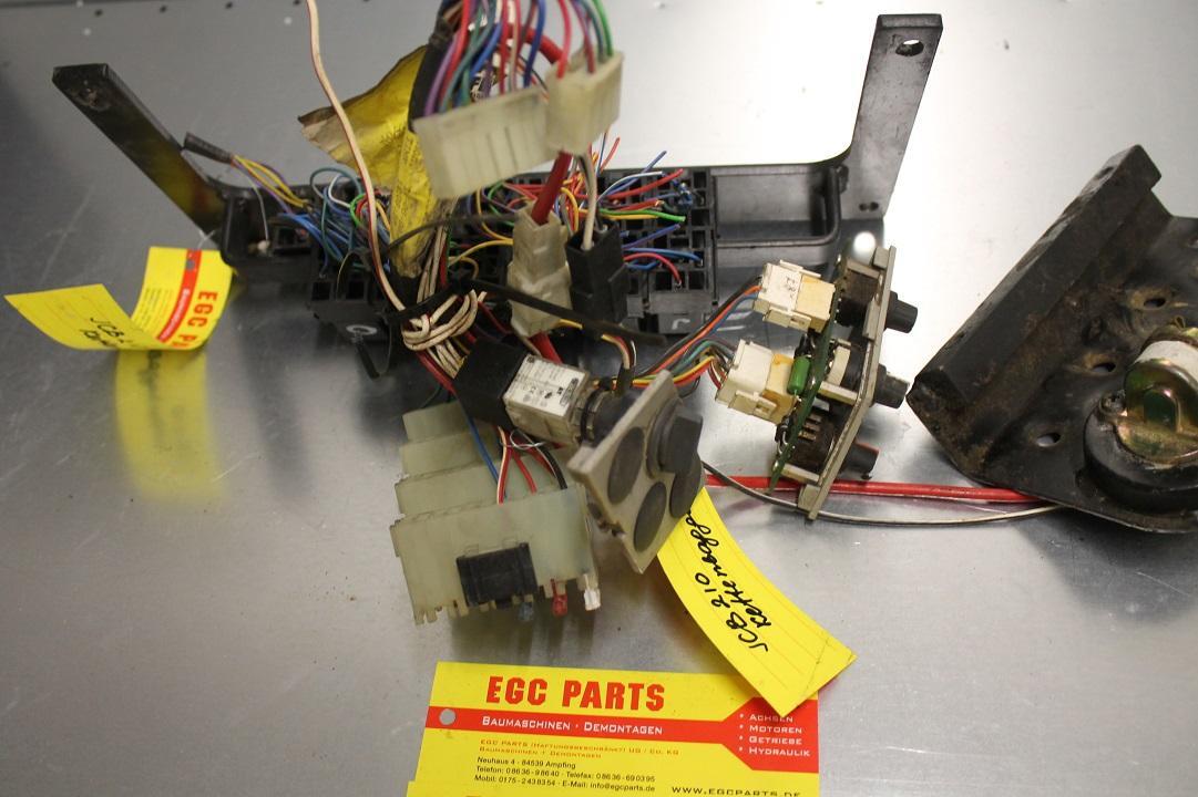 JCB 200, 210 - Palubná doska pre Stavebné stroje: obrázok 2 JCB 200, 210 - Palubná doska pre Stavebné stroje: obrázok 2