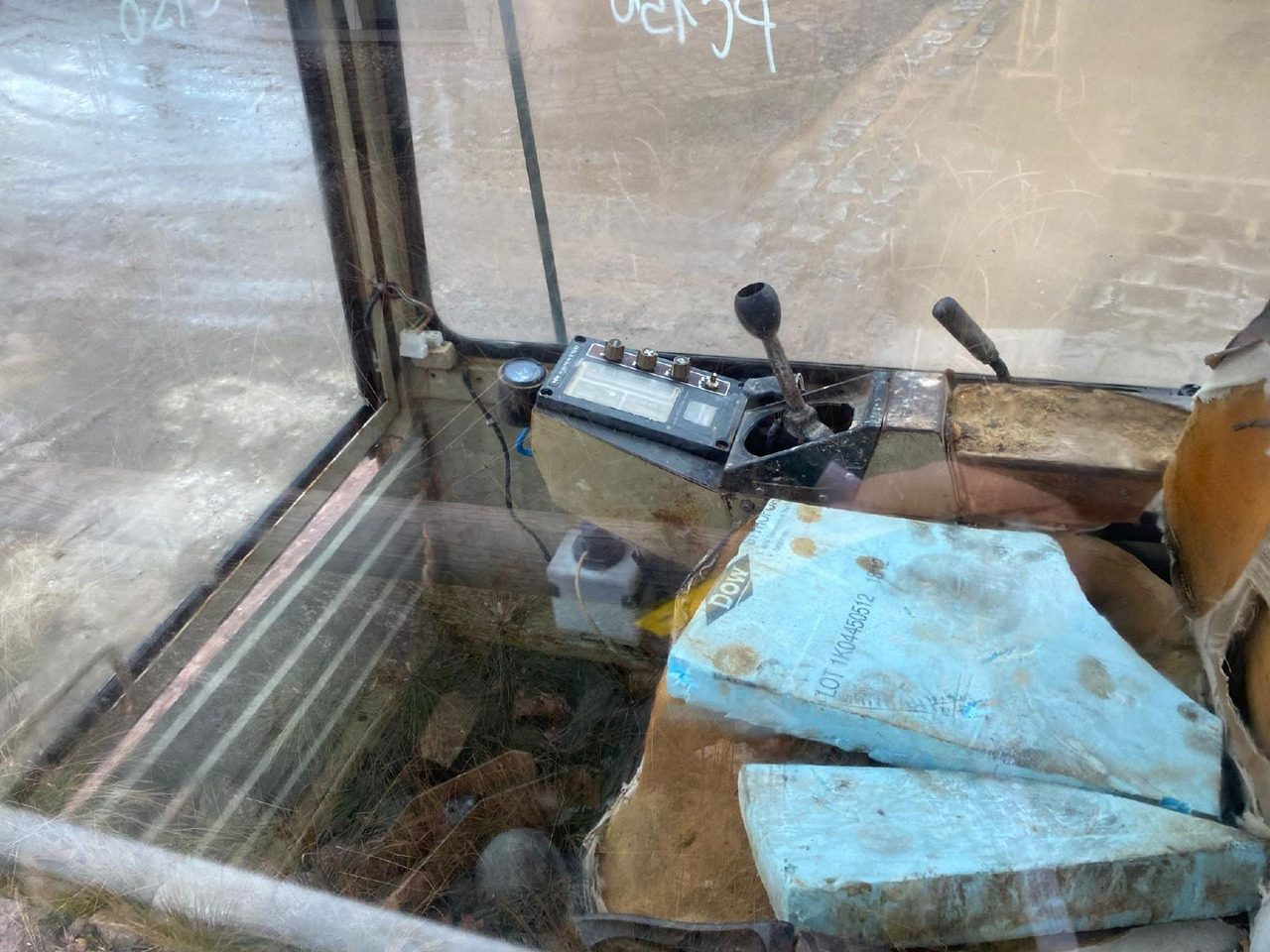 Komatsu PC 150 - Kabína pre Stavebné stroje: obrázok 4 Komatsu PC 150 - Kabína pre Stavebné stroje: obrázok 4