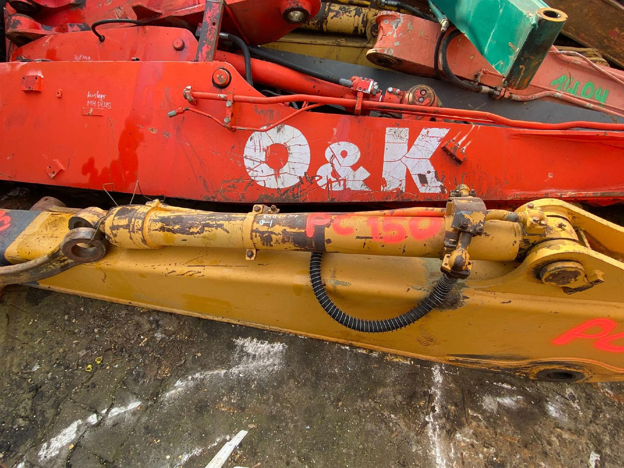 Komatsu PC 150 - Výložník: obrázok 2 Komatsu PC 150 - Výložník: obrázok 2
