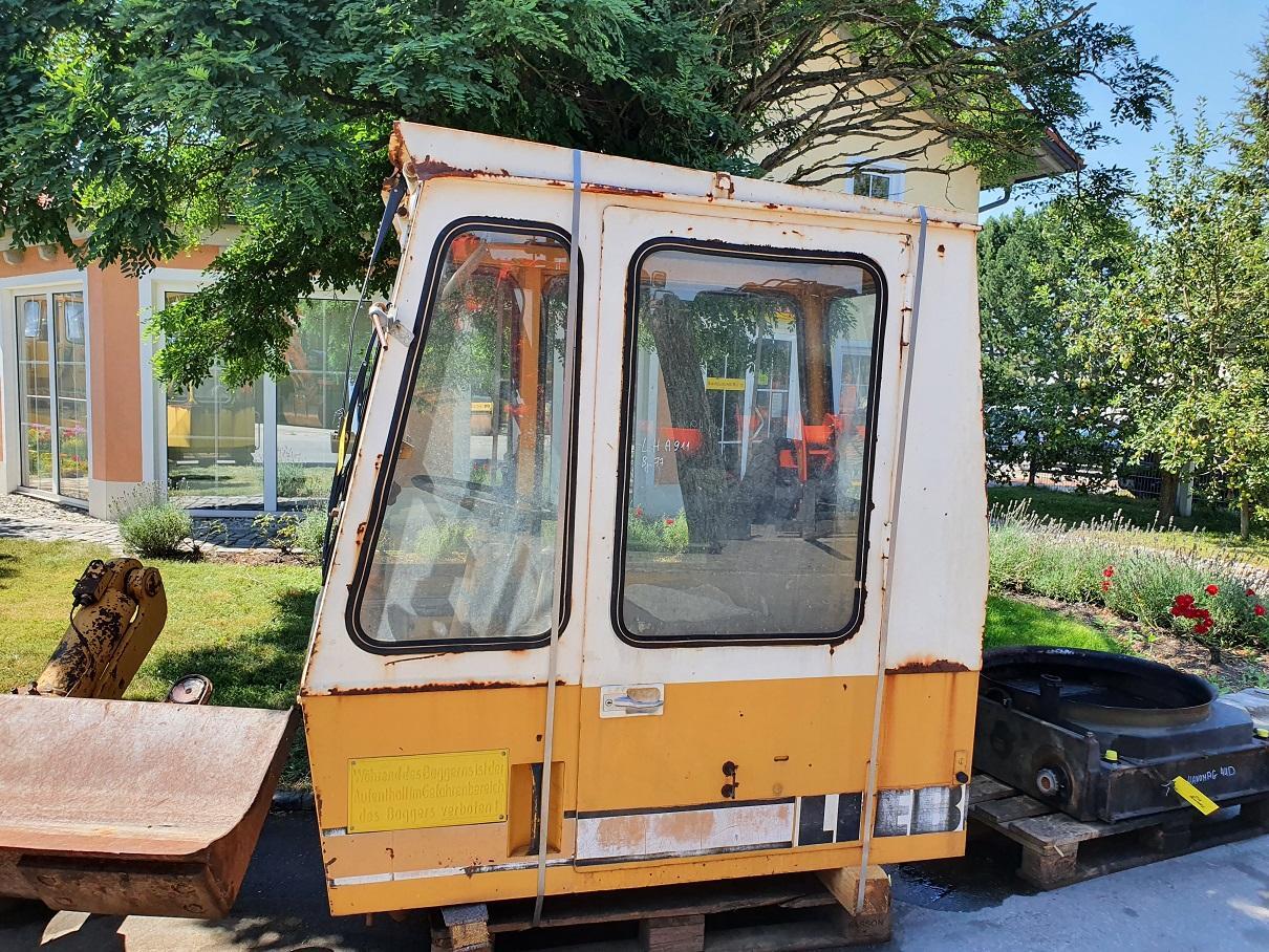 Liebherr A 911 - Kabína pre Rýpadlo: obrázok 1 Liebherr A 911 - Kabína pre Rýpadlo: obrázok 1