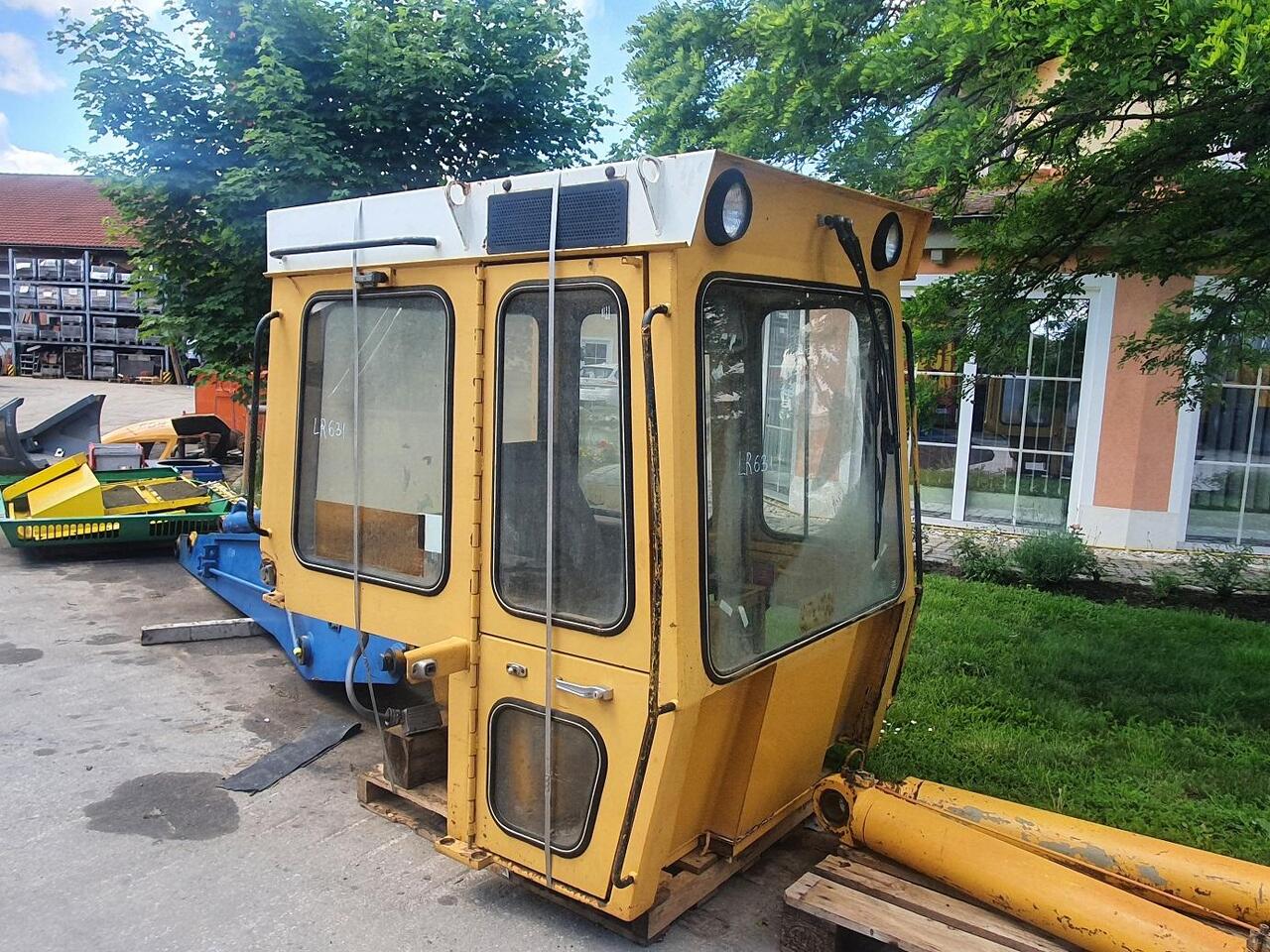 Liebherr LR 631 - Kabína pre Pásový nakladač: obrázok 3 Liebherr LR 631 - Kabína pre Pásový nakladač: obrázok 3